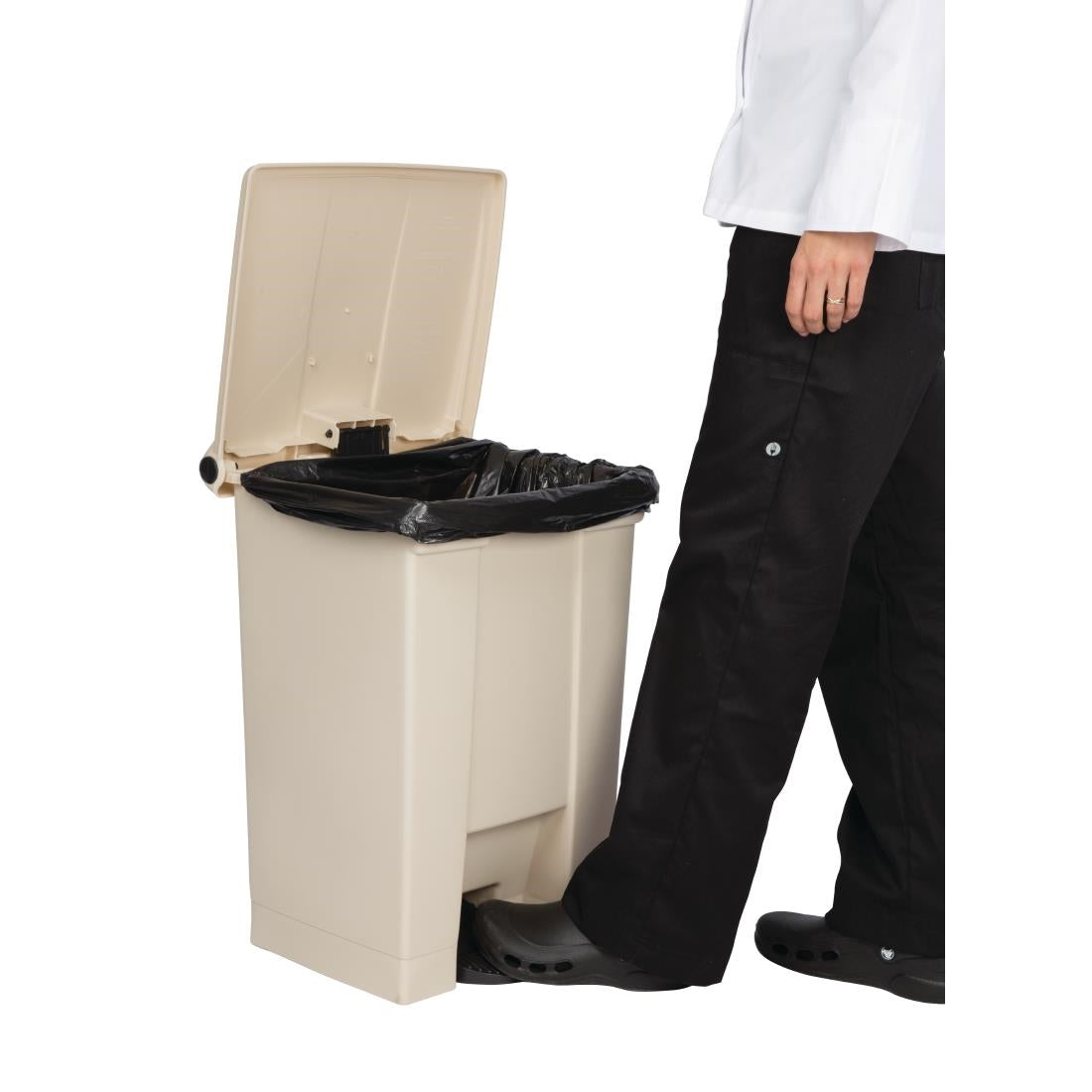 Rubbermaid Step-On Pedal Bin Beige 45.5Ltr