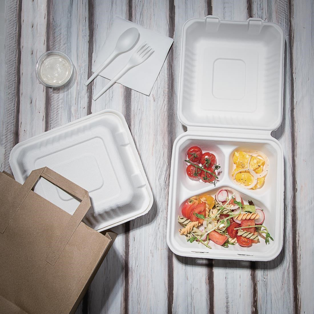 Fiesta Compostable Bagasse Hinged 3-Compartment Food Containers 201mm (200 Pack)