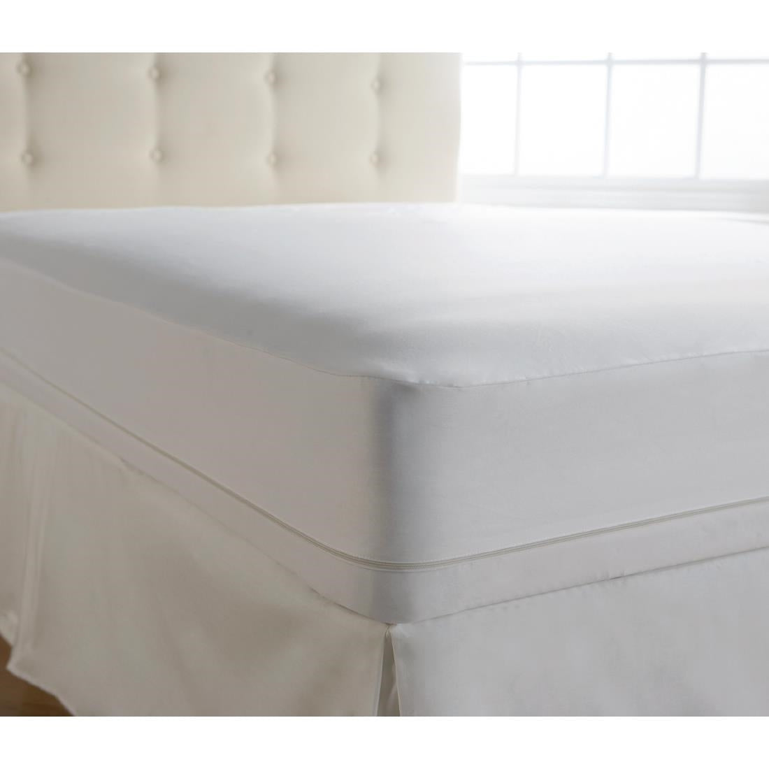 Mitre Comfort Allerzip Smooth Zip and Link Mattress Protector Encasement