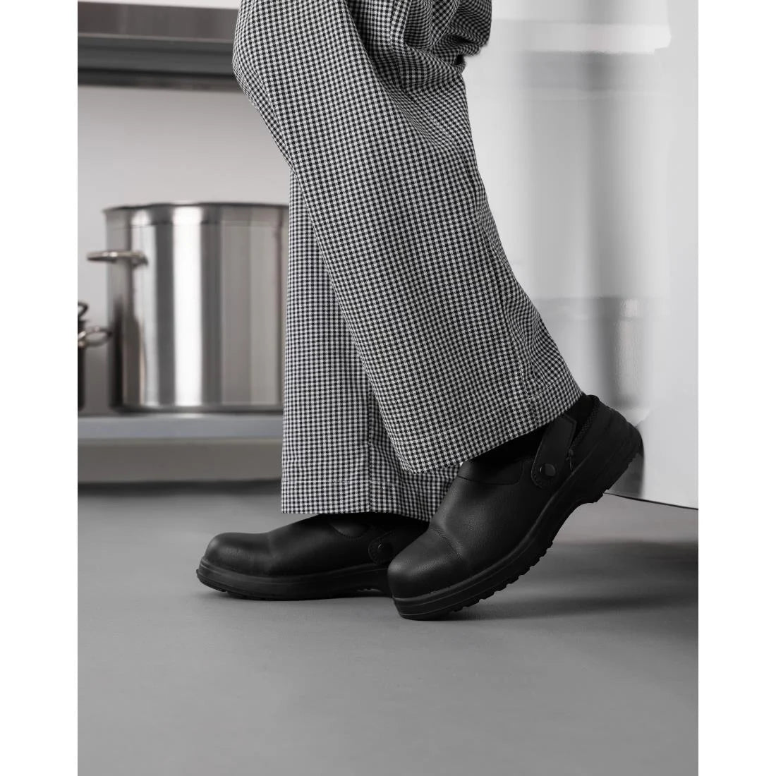 Slipbuster Cryzon Safety Chef Clogs Black 40