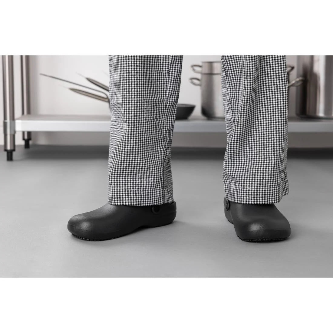 Nisbets Essentials Chefs Clog Black 4041