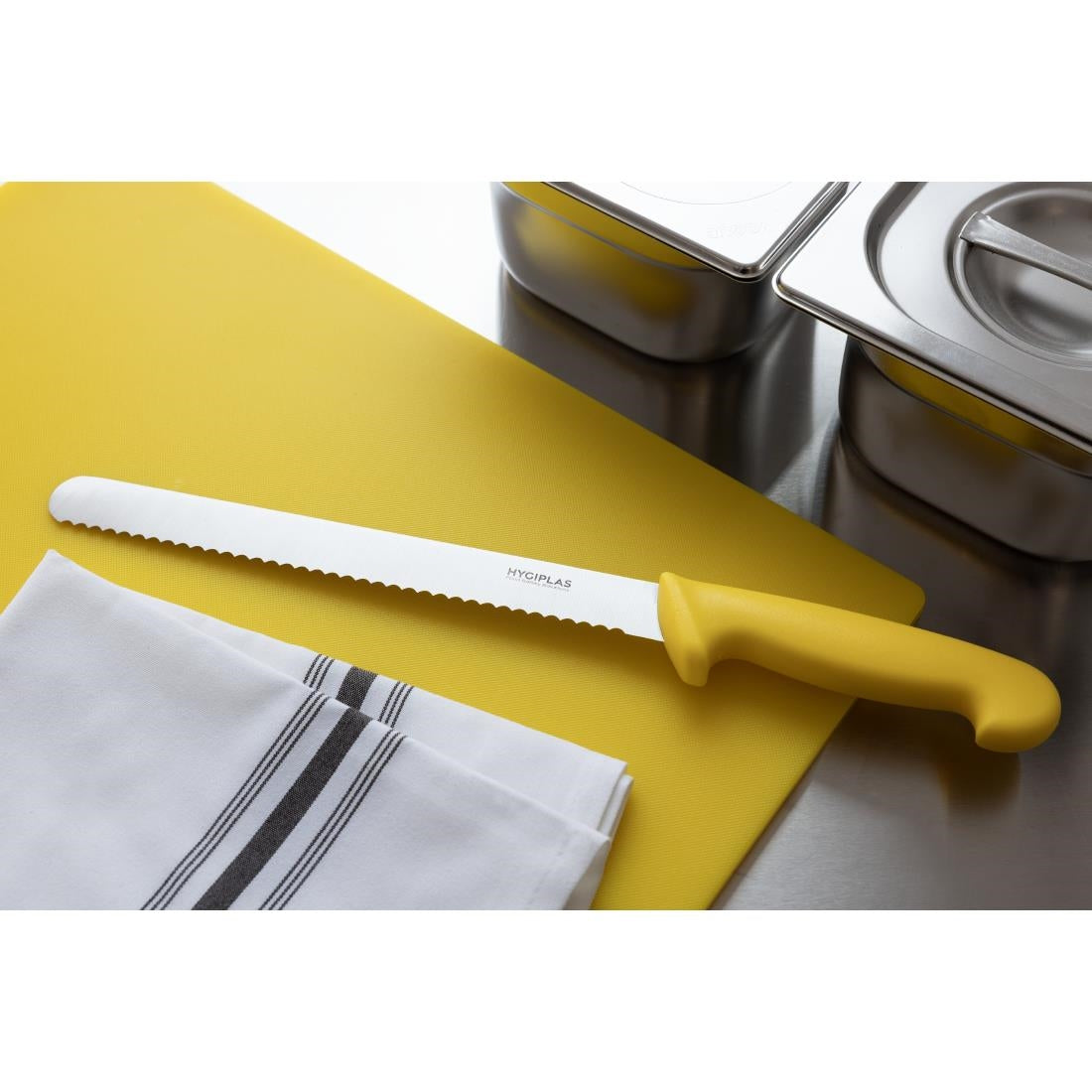 Hygiplas Serrated Slicer Yellow 24.8cm