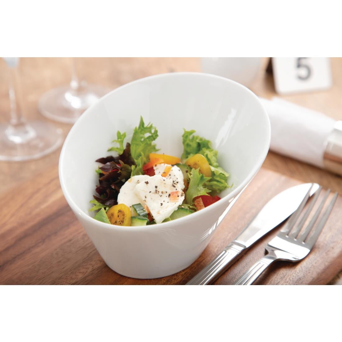 Olympia Whiteware Oval Sloping Bowls 154x133mm (4 Pack)