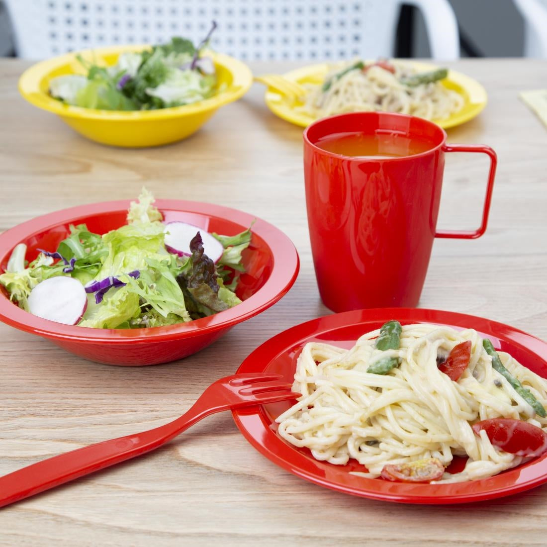 Olympia Kristallon Polypropylene Bowls Red 174mm (12 Pack)