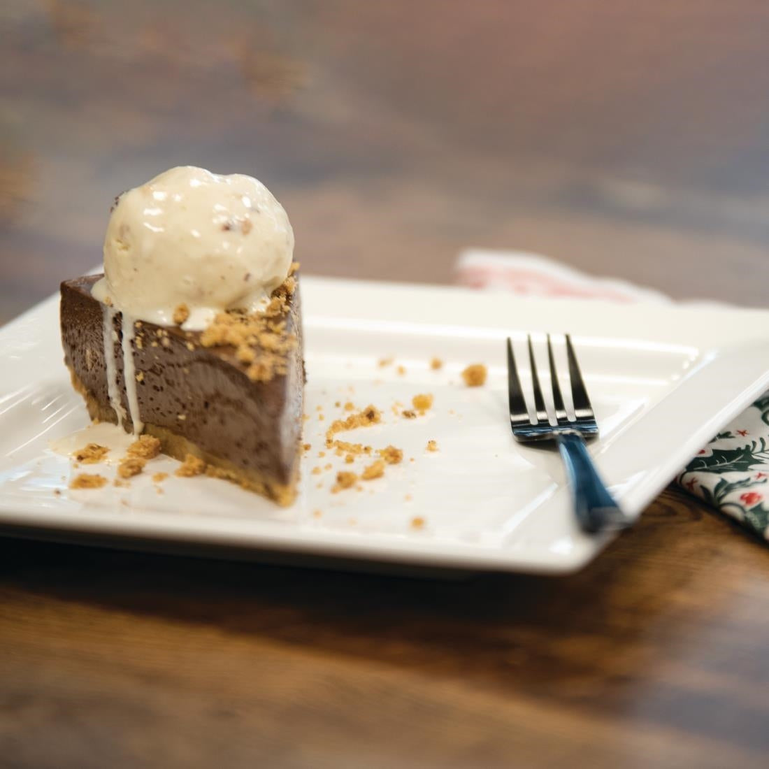 Olympia Lumina Square Plates 233mm (4 Pack)