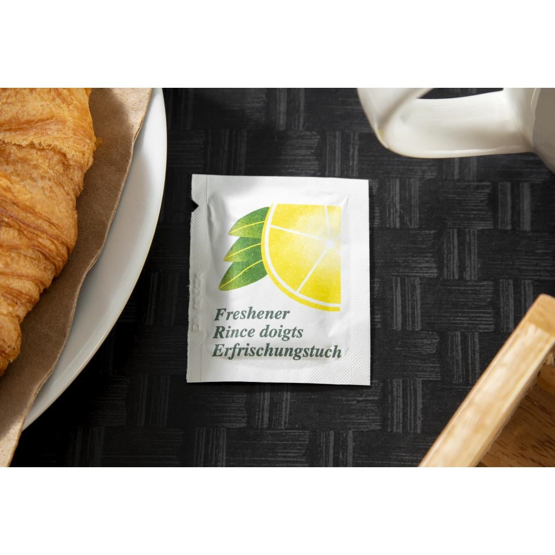 eGreen Small Freshening Hand Wipes (1000 Pack)