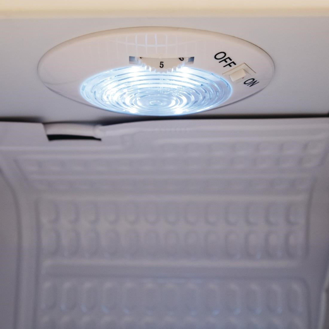 Polar C-Series Undercounter Display Fridge White 88Ltr