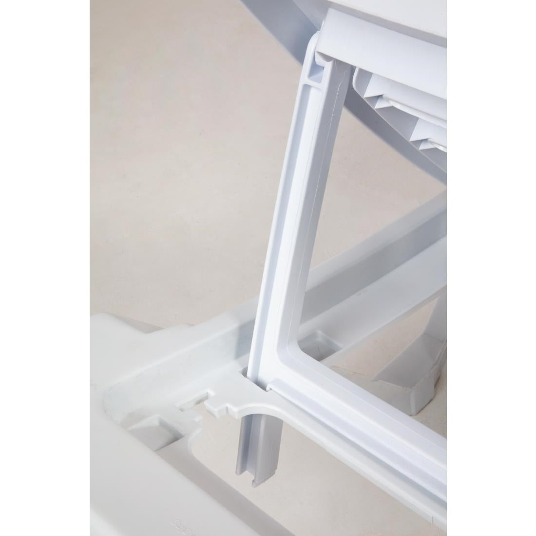 Polypropylene Sun Loungers White (2 Pack)