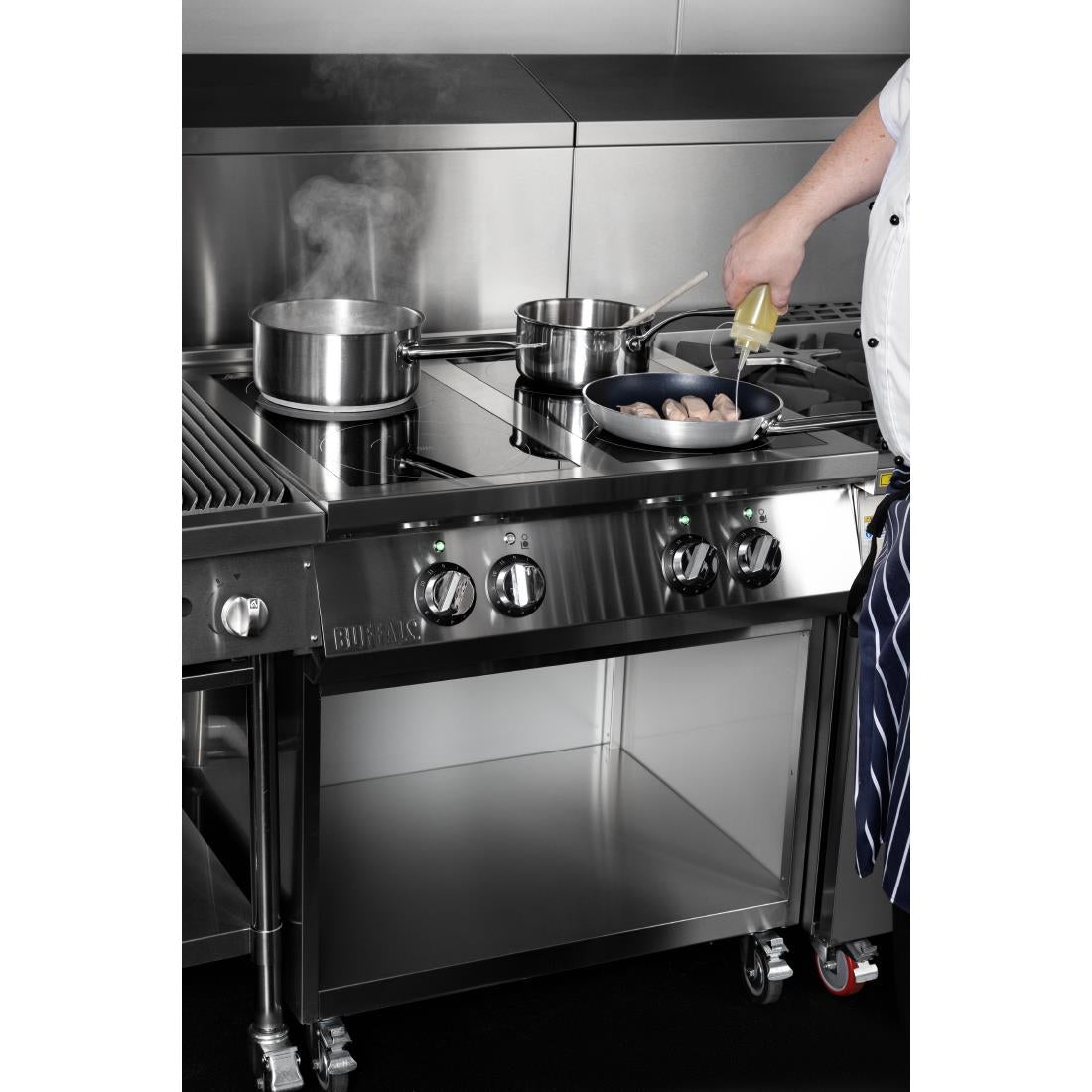 Buffalo Freestanding 4 Zone Induction Hob