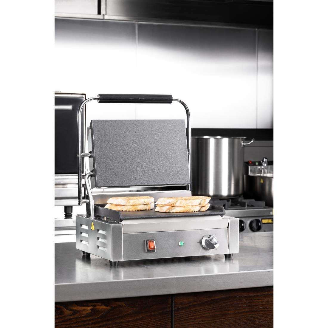 Buffalo Bistro Large Contact Grill