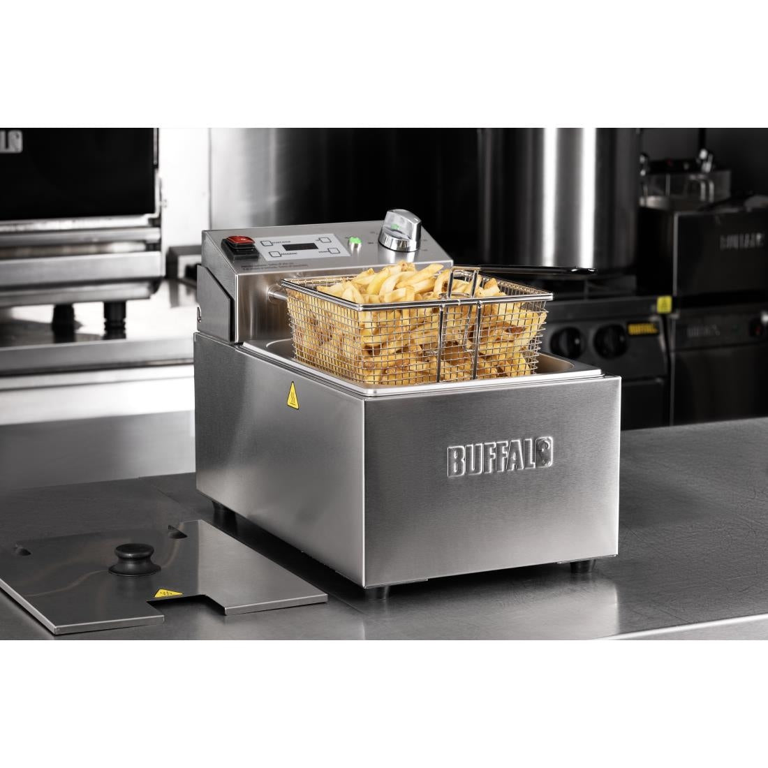 Buffalo Countertop Electric Fryer with Timer 5Ltr