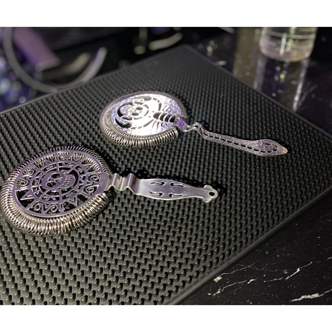 Beaumont Stainless Steel Skull Throwing Strainer