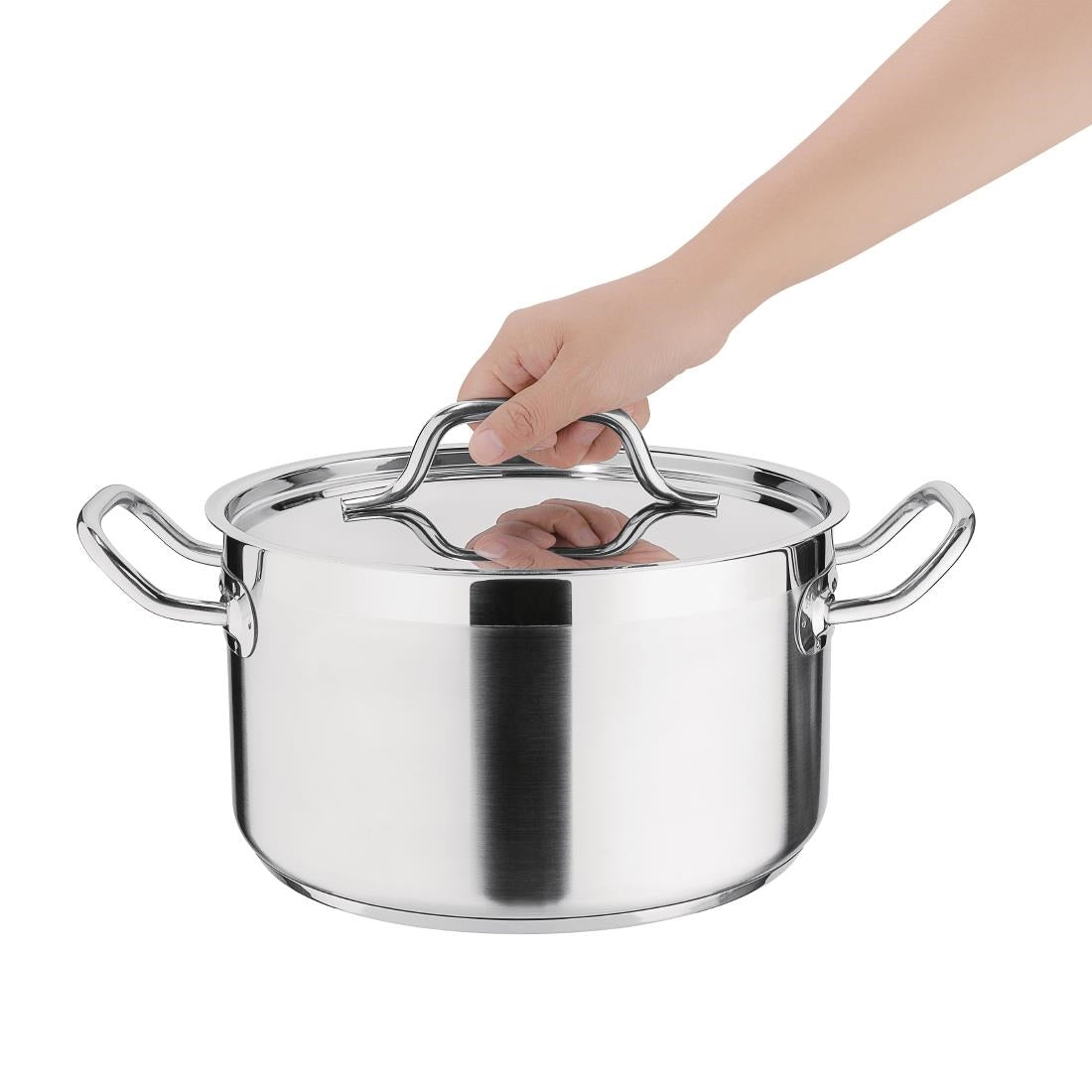 Nisbets Essentials Stainless Steel Stew Pot with Lid 24cm