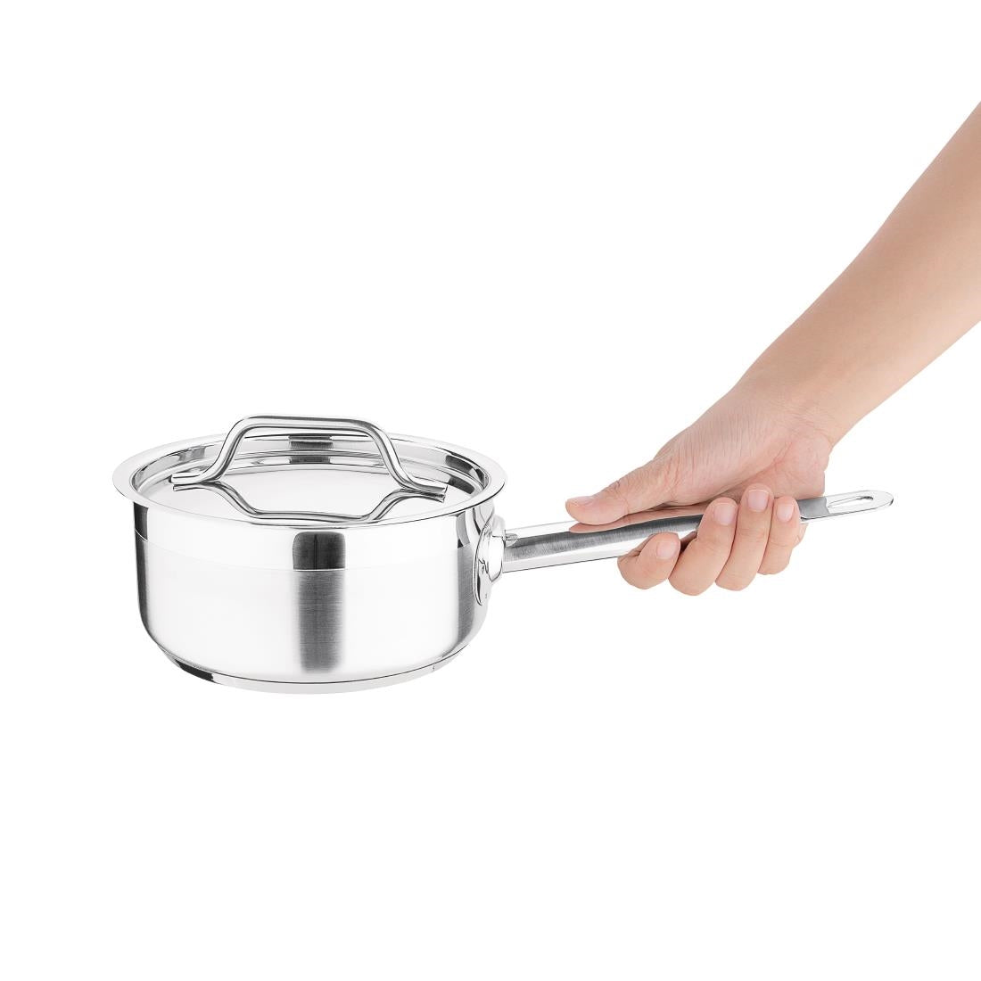 Nisbets Essentials Stainless Steel Saucepan with Lid 14cm