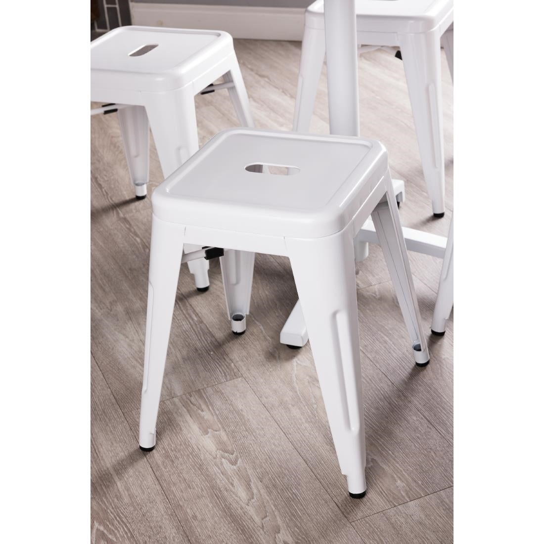 Bolero Bistro Steel Low Stools White (4 Pack)