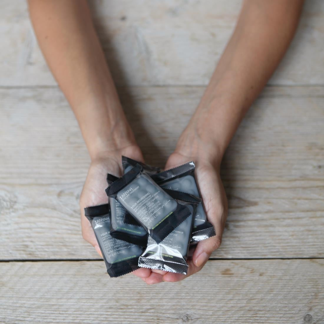 Anyah Eco Spa Soap (300 Pack)