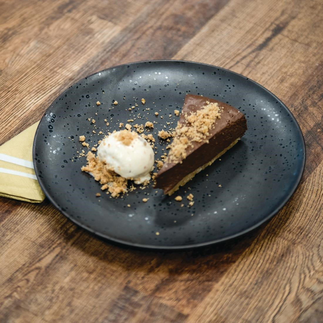 Olympia Fusion Coupe Plates 203mm (6 Pack)