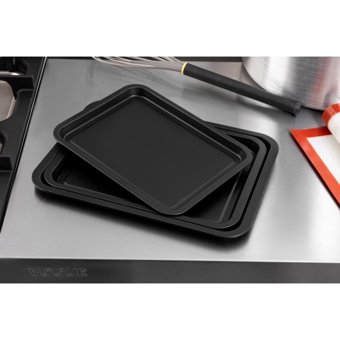 Nisbets Essentials Non Stick Baking Trays (3 Pack)