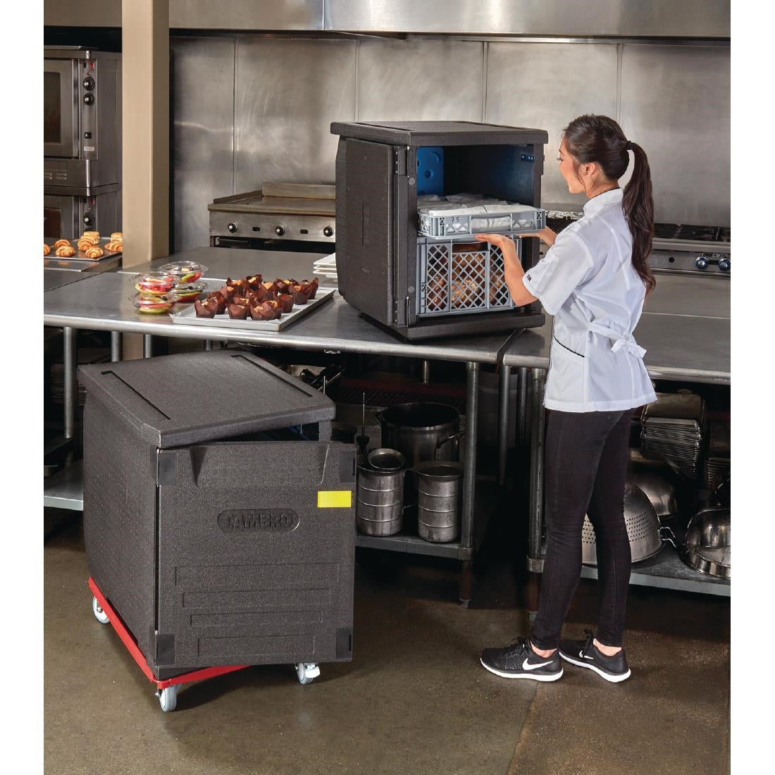 Cambro EPP Insulated Front Loading Food Pan Carrier 155Ltr
