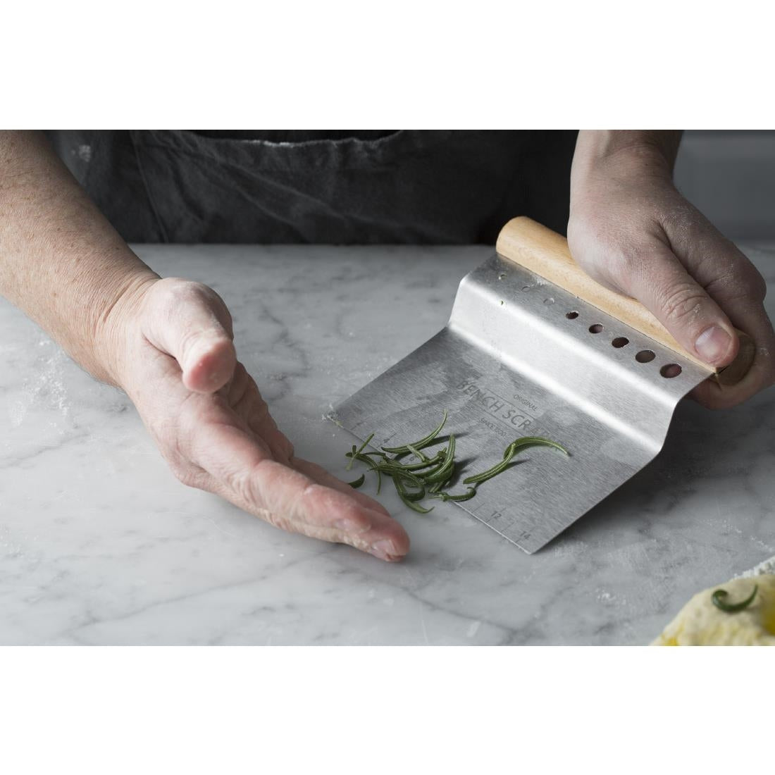Mason Cash Innovative Kitchen 4-in-1 Bench Scraper