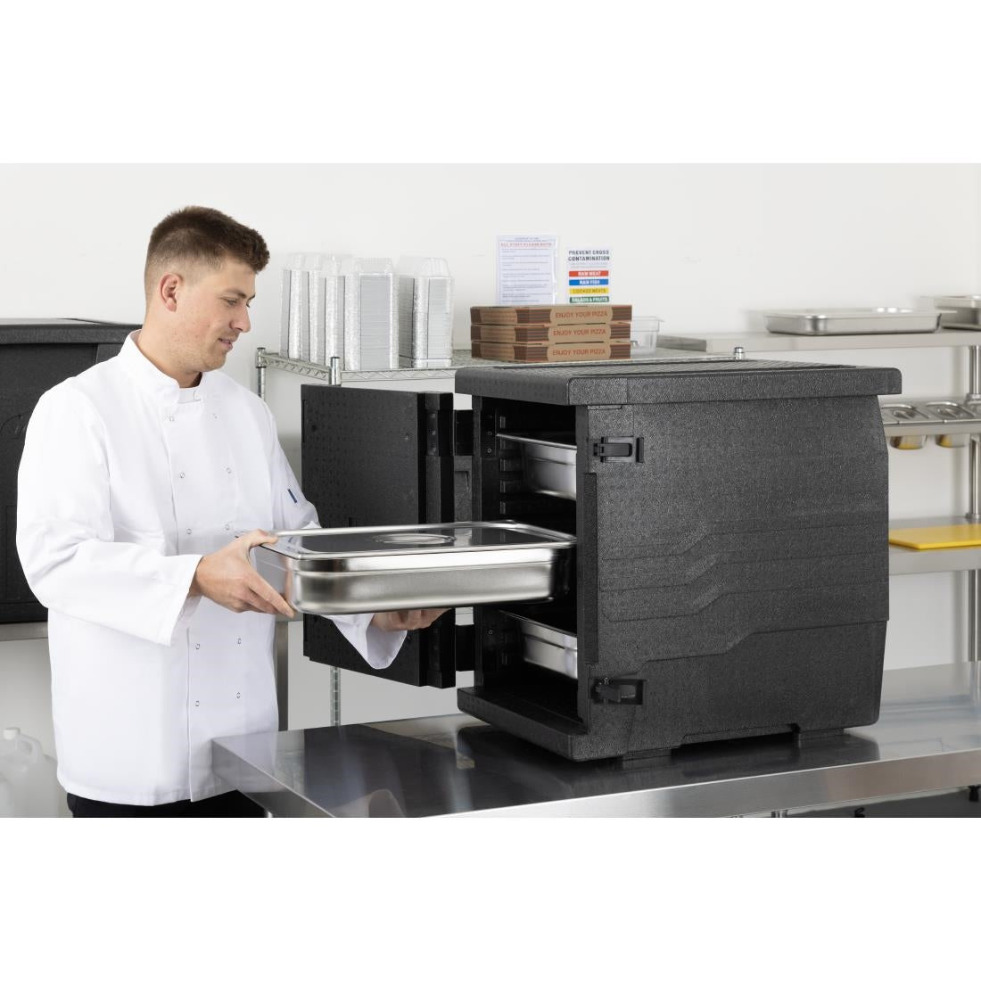 Vogue Insulated EPP Food Transport Box 86Ltr GN Size