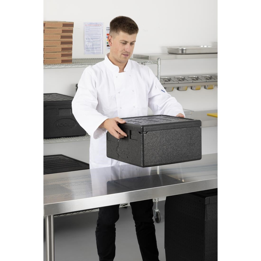 Vogue Insulated EPP Pizza Storage & Food Transport Box 22Ltr 4 Pizza Capacity