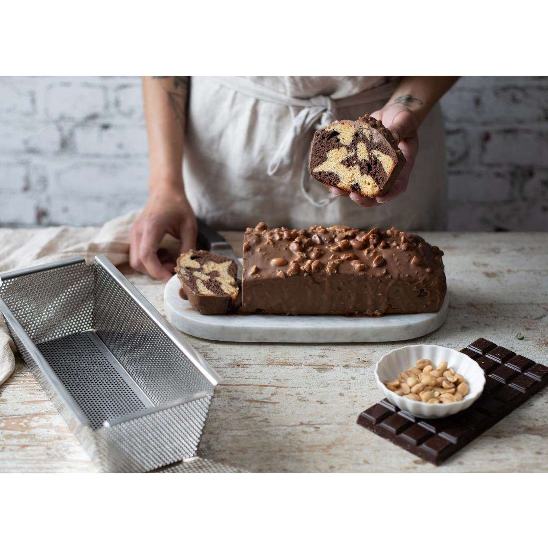 De Buyer Perforated Cake Mould with Removable Base 260mm