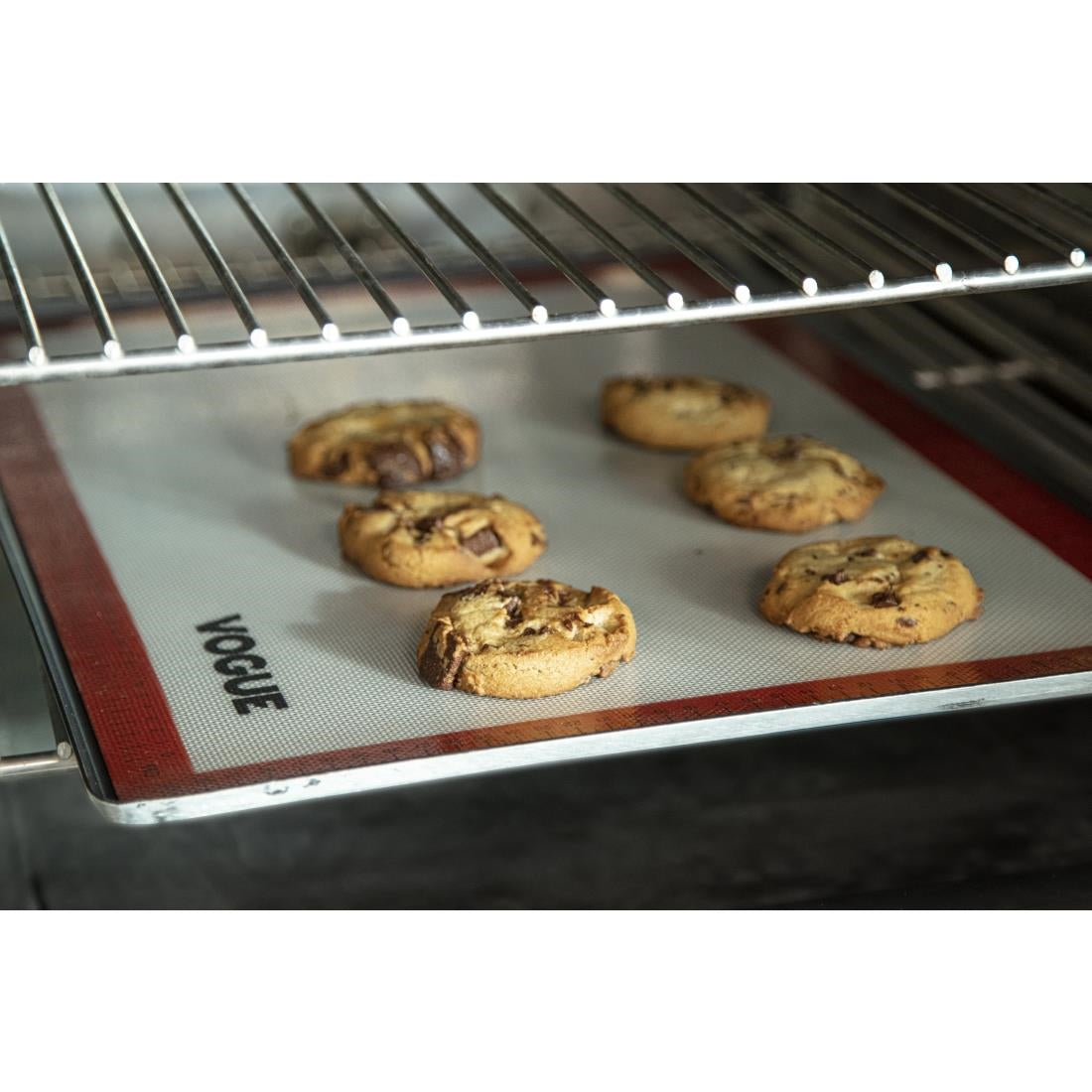 Vogue Non-Stick Silicone Baking Mat 585x385mm