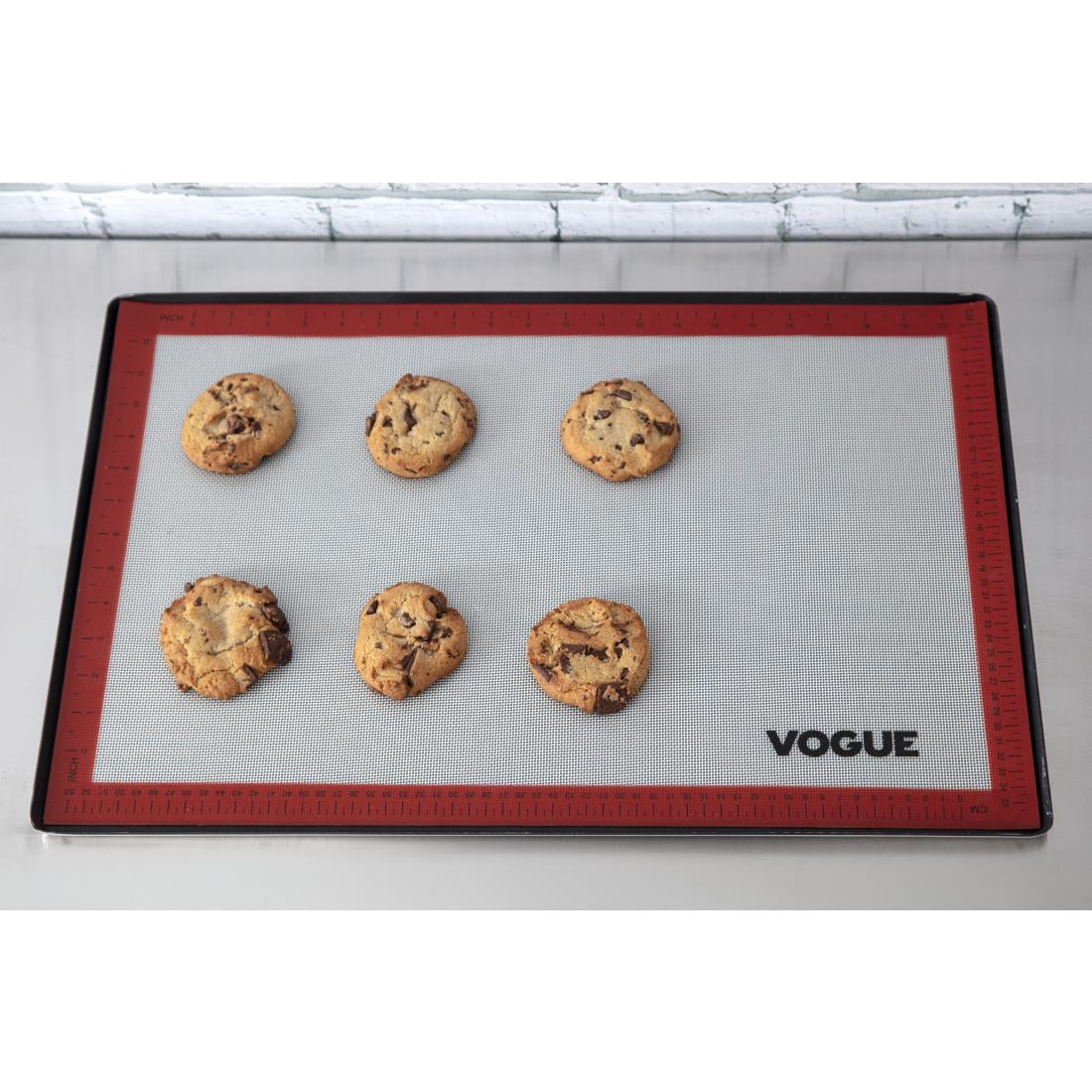 Vogue Non-Stick Silicone Baking Mat 585x385mm