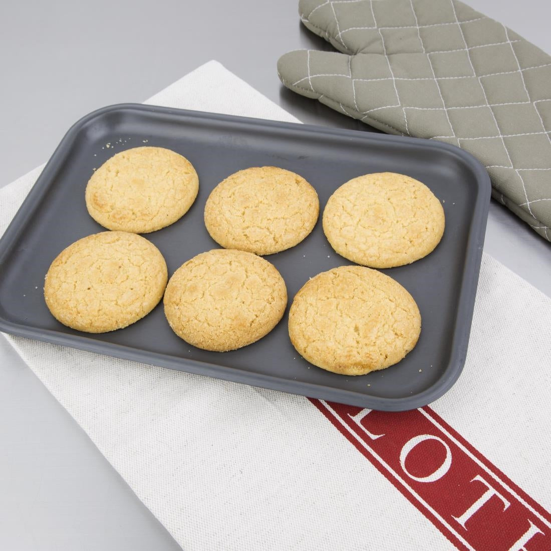 Vogue Hotel Oven Cloth Red