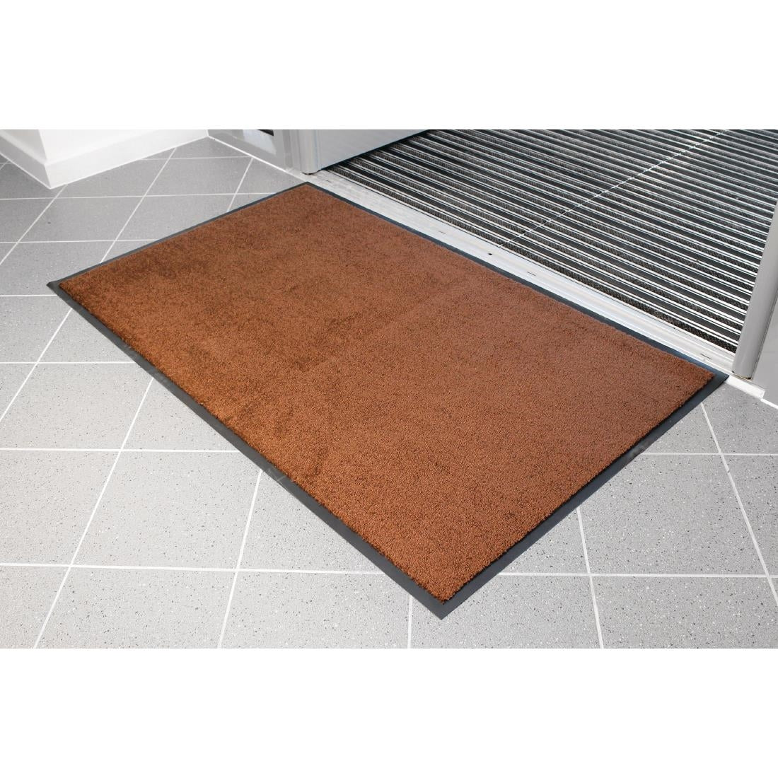 COBA Entraplush Mat Brown 900x1500mm