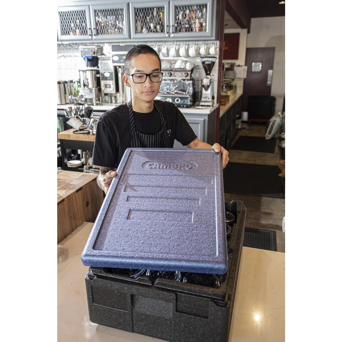 Cambro Lid for Insulated Food Pan Carrier Blue