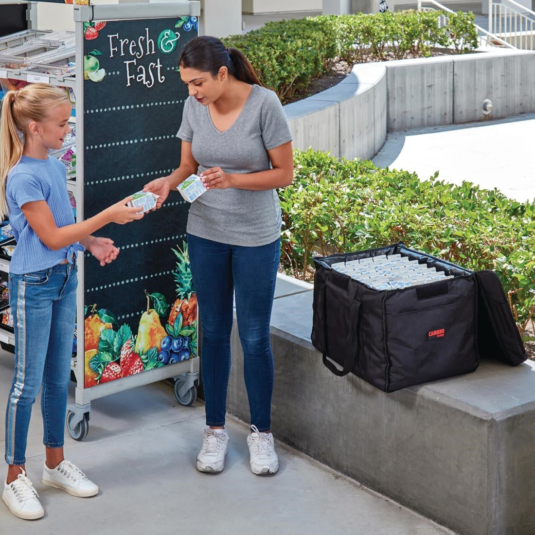 Cambro Top Loading GoBag Delivery Bag Large