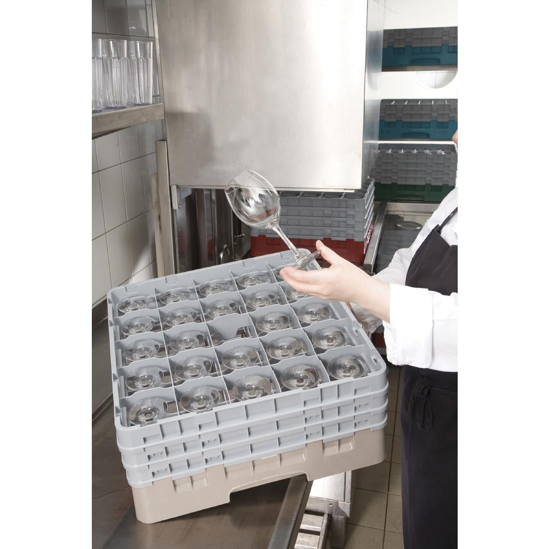 Cambro Camrack Beige 25 Compartments Max Glass Height 196mm