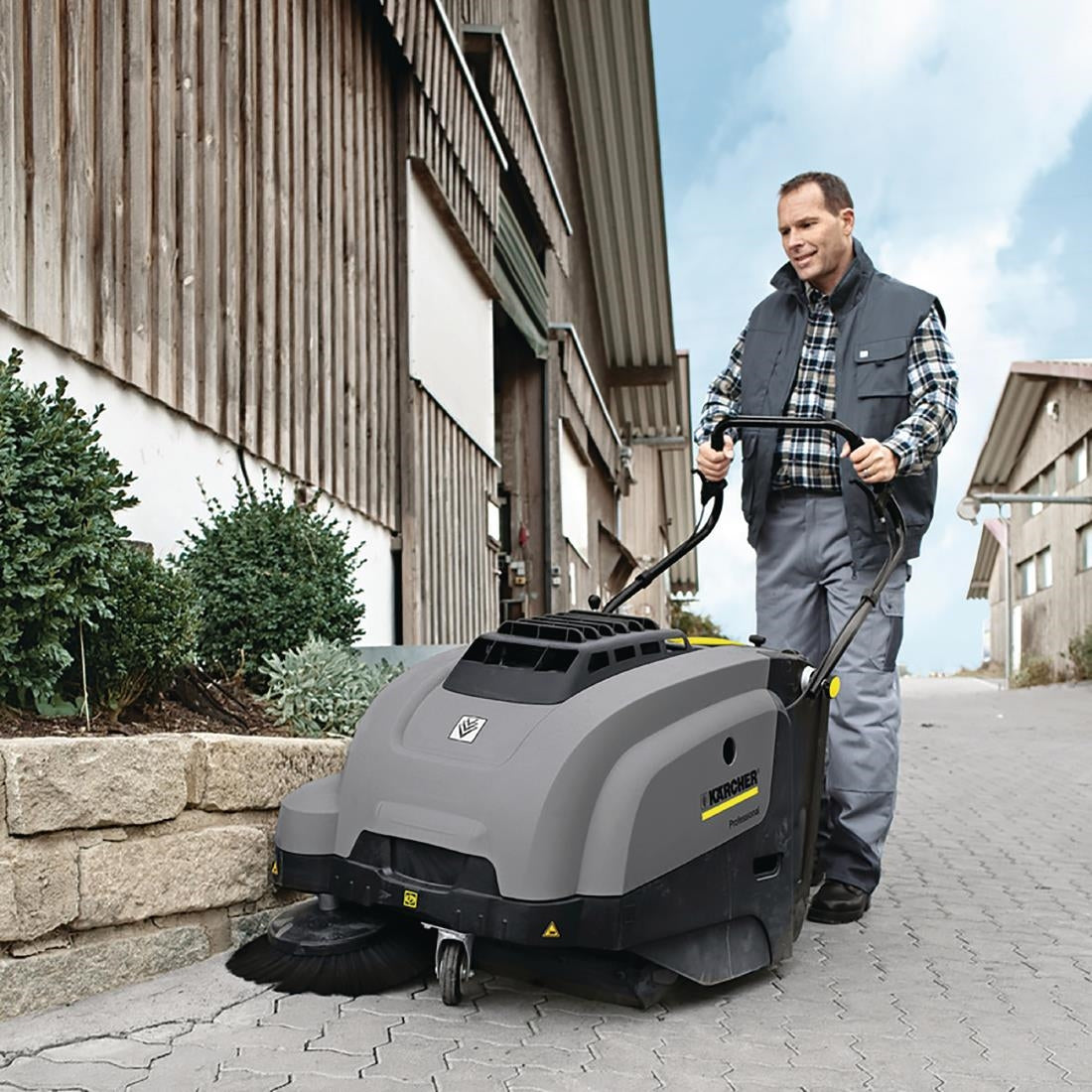 Karcher KM 75/40 W Bp Sweeper