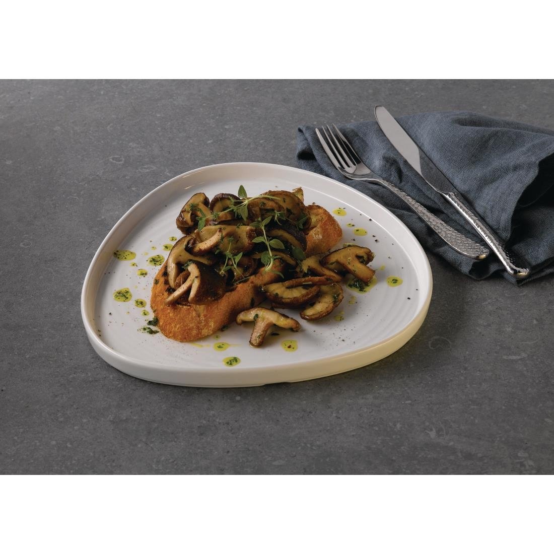 Churchill White Triangle Walled Chef Plates 200mm (6 Pack)