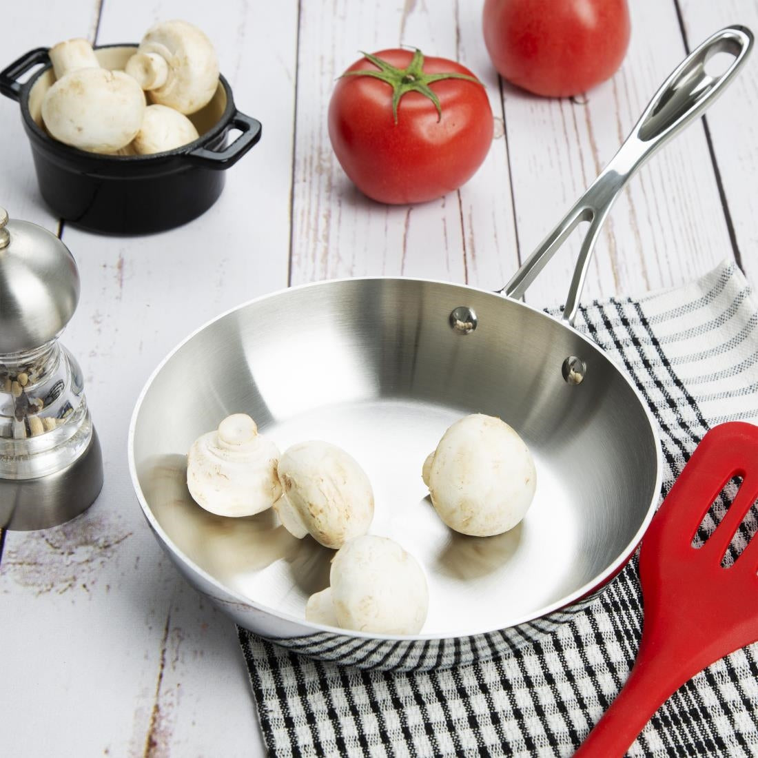 Vogue Stainless Steel and Aluminium Tri-Wall Frying Pan 20cm