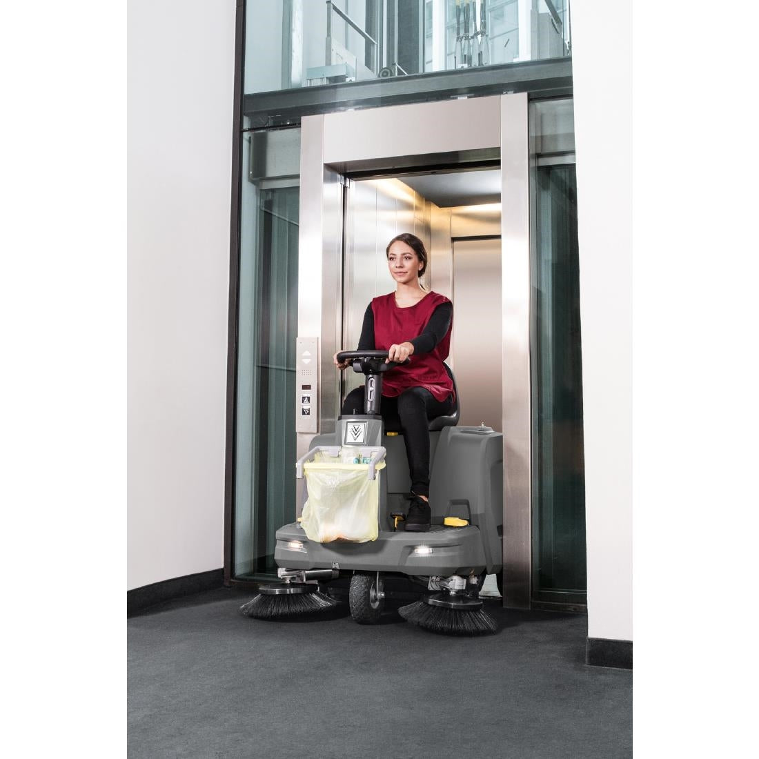 Karcher Vacuum Sweeper KM 85/50 R BP