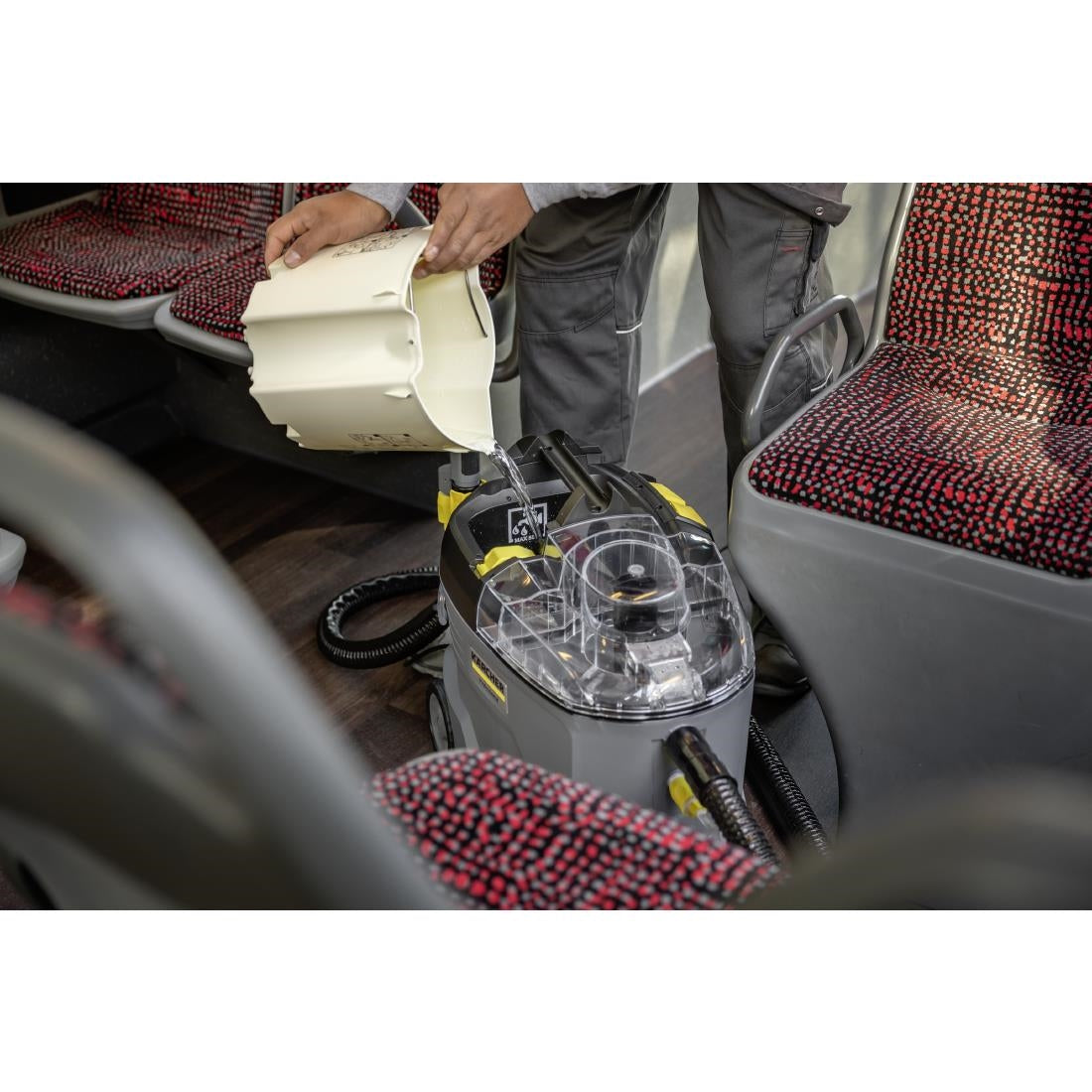 Karcher Spray Extraction Cleaner Puzzi 8/1 C