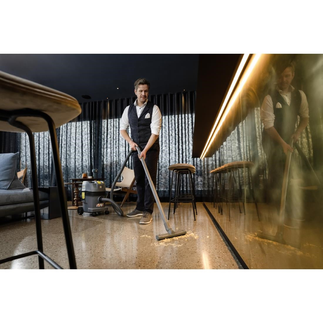 Karcher Battery Wet and Dry Vacuum NT 22/1 AP BP Without Battery and Charger