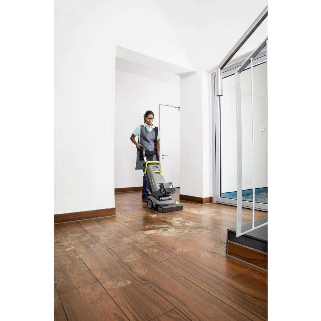 Karcher Scrubber Dryer BR 30/4 C BP Without Battery and Charger