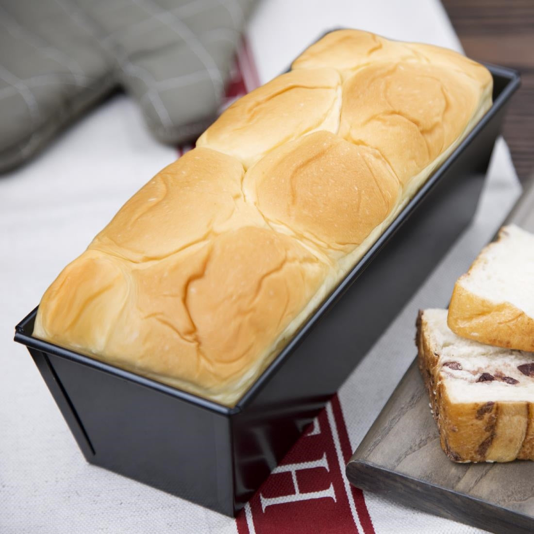 Vogue Non-Stick Loaf Tin 250mm