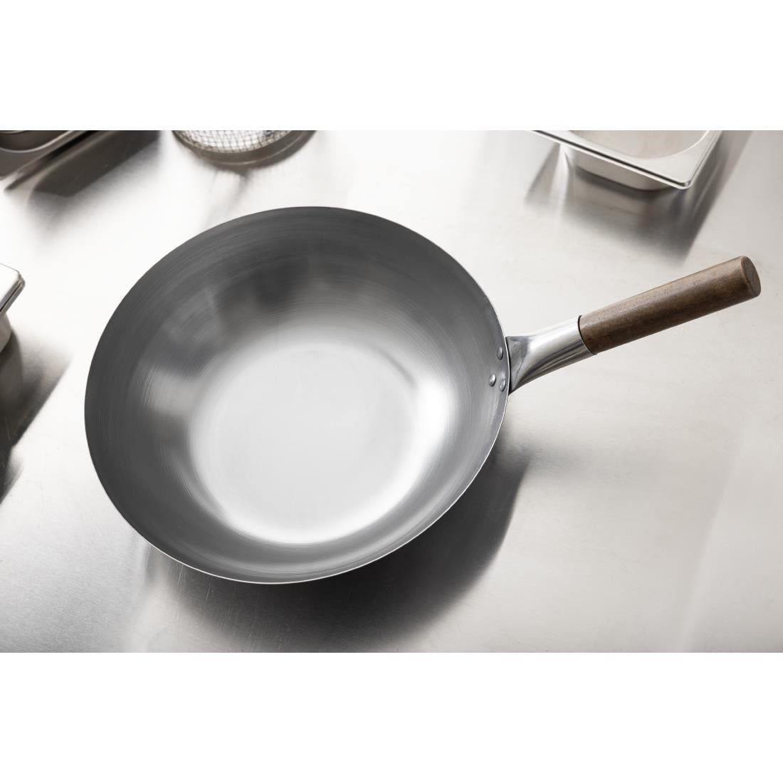 London Flat Base Wok 330mm