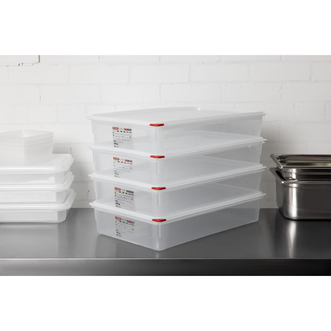 Araven Polypropylene 1/1 Gastronorm Food Containers 13.7Ltr with Lid (4 Pack)
