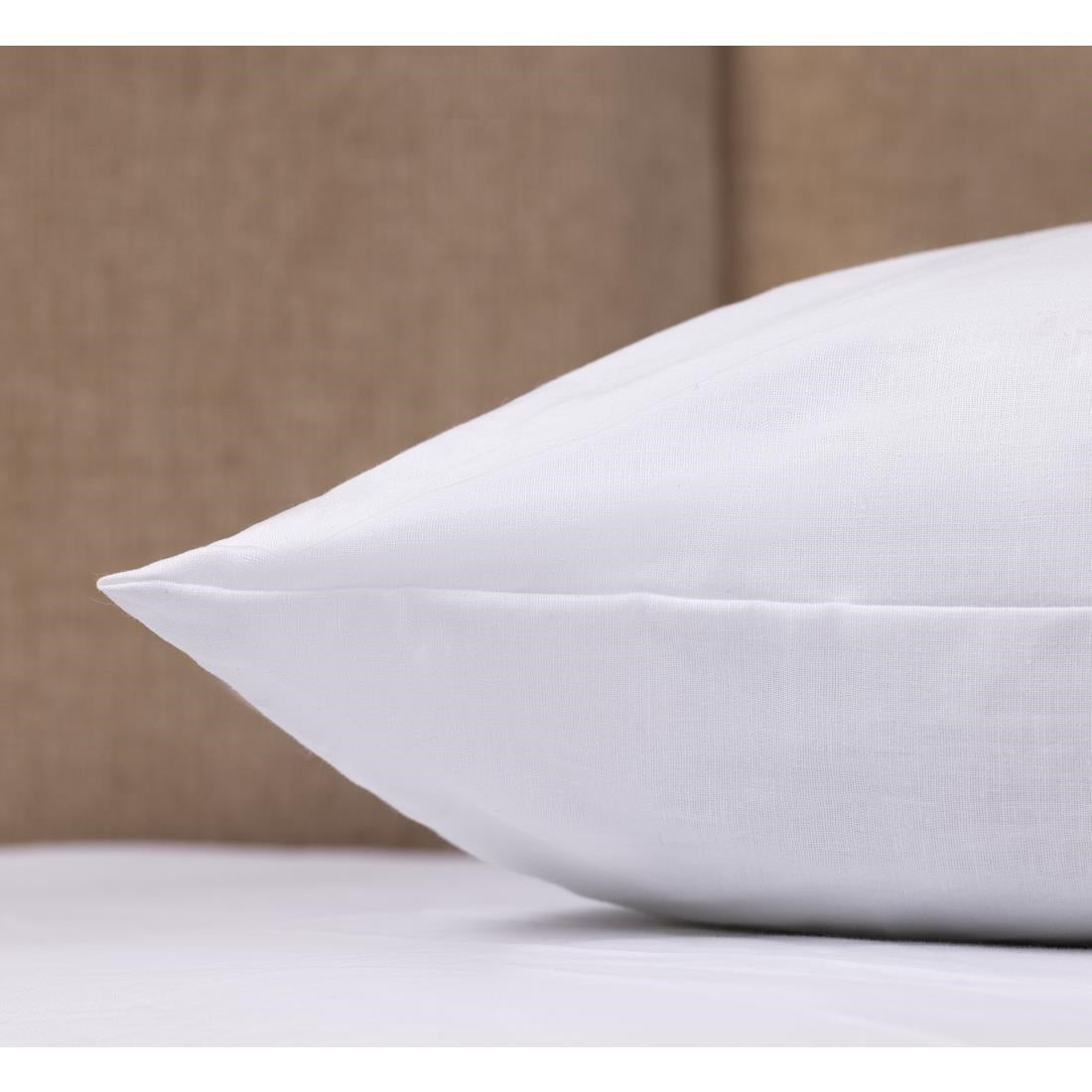 Mitre Essentials Bounceback Pillow