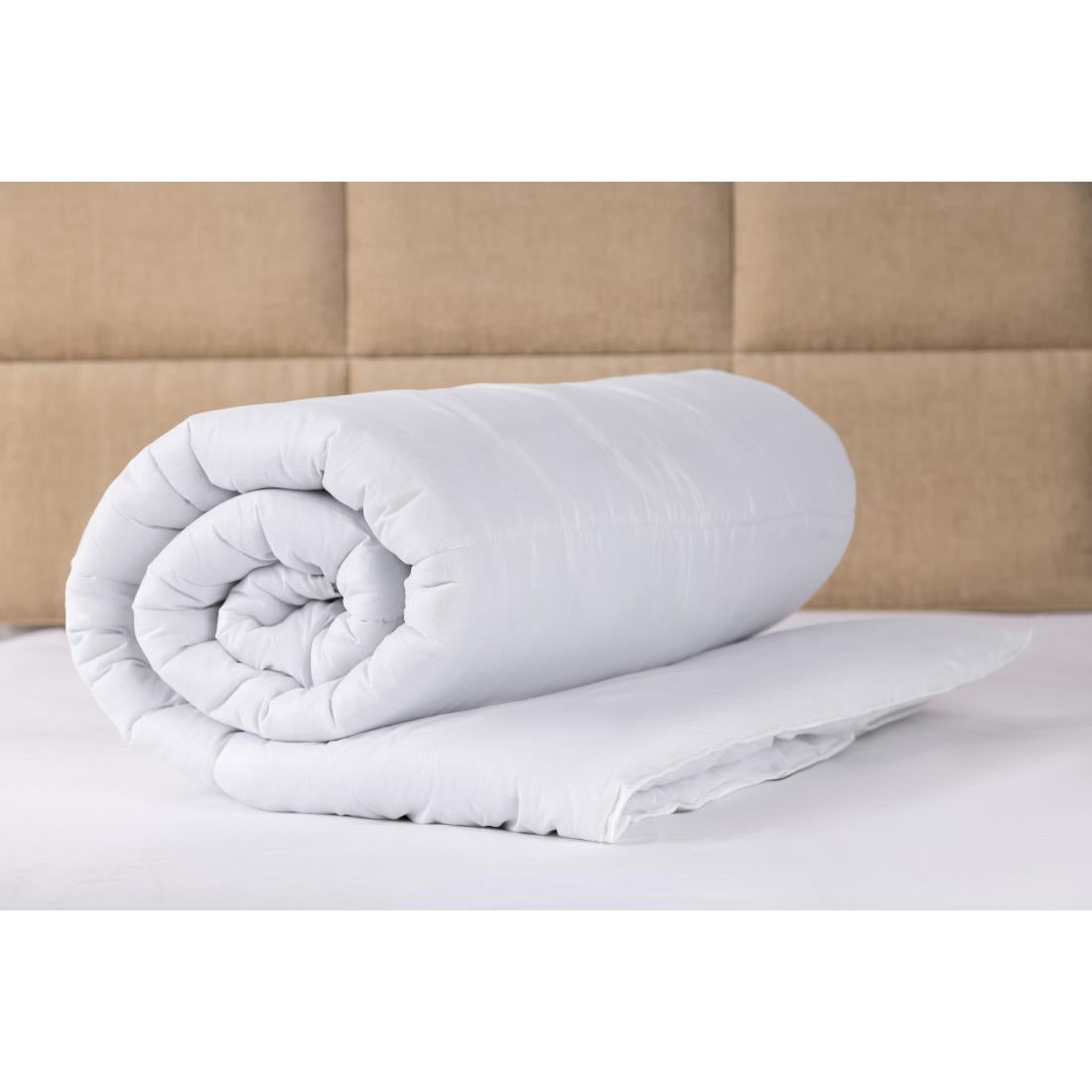 Mitre Essentials Hollo 10.5 Tog Duvet Single