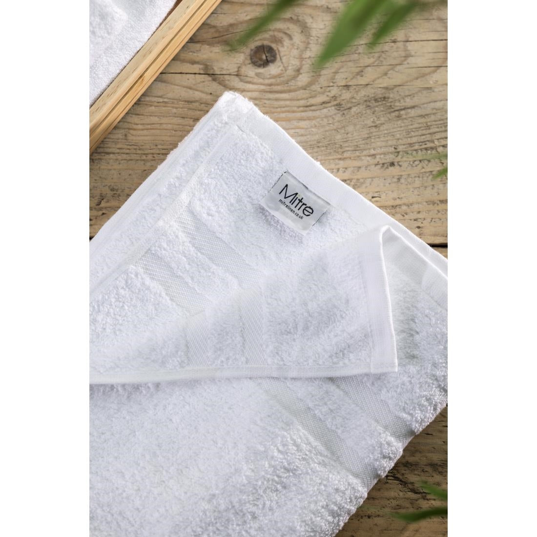 Mitre Comfort Nova Bath Towel White