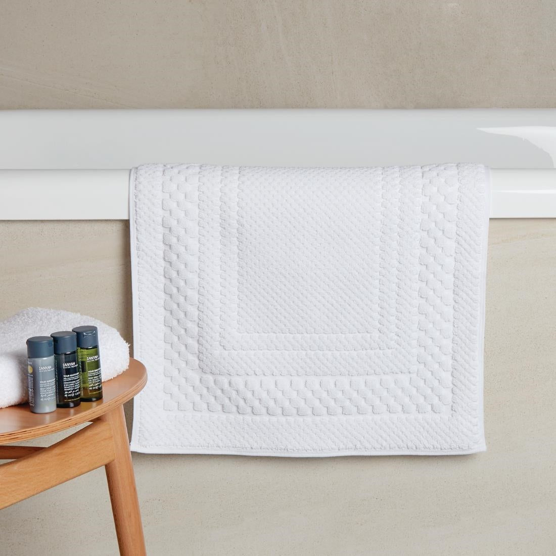 Mitre Heritage Chequers Bath Mat White