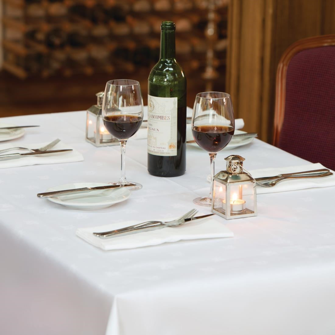 Mitre Luxury Satin Band Napkins Cotton White (10 Pack)