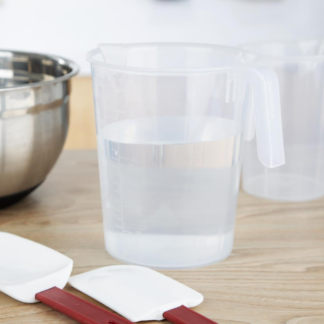 Nisbets Essentials Polypropylene Measuring Jug 1Ltr